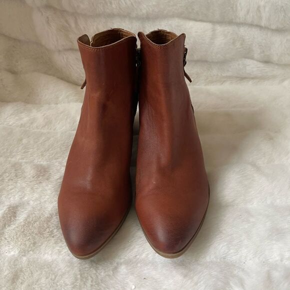 Frye Judith double zip ankle boots tan color pointed toe size 9.5 - Picture 1 of 12